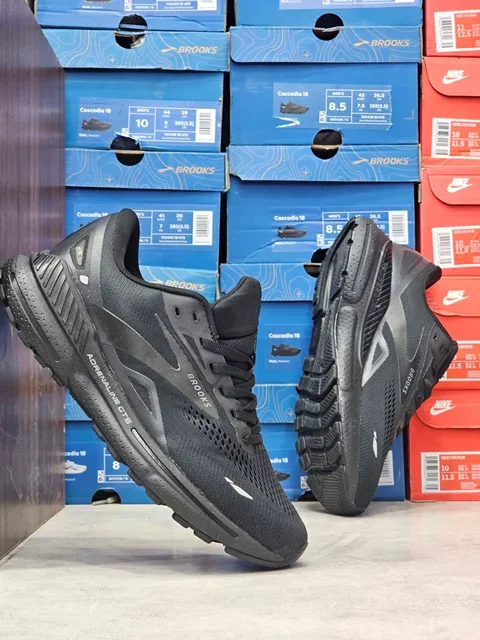 کتونی بروکس آدرنالین ۲۳ مستر کوالیتی درجه۱/سایز۴۰تا۴۵/تک و عمده موجود Brooks Adrenaline GTS 23